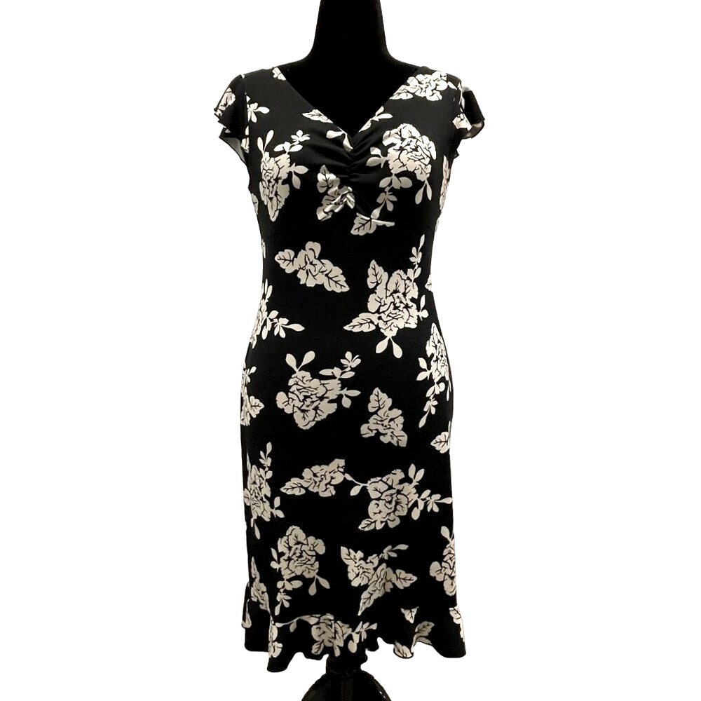 Black Ivory Floral Midi Dress Ruched V-Neck Flutter Sleeve Ruffle Hem M BCBG